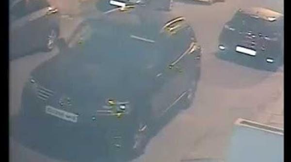 لصوص كيسرقو بالتوارڭ سيارات الغير