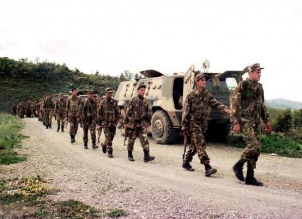 اعتقال 32 شخصا كانوا يخططون لتنفيذ هجمات في تونس بينهم مقاتلون عادوا من سوريا