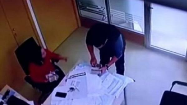 القضاء يصدر حكمه في قضية "الكوميسير ومديرة البنك" اللذين اختلسا مئات الملايين