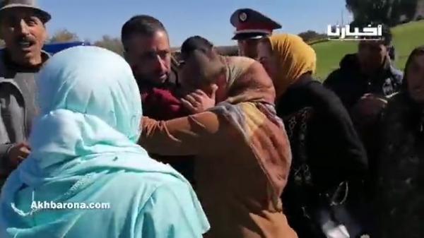 شاهد لحظة العثور على الطفل يوسف المختطف نواحي سطات