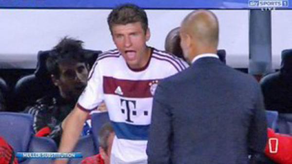 منها إنذارات للمدربين.. تعديلات في قواعد مباريات كرة القدم