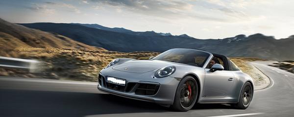 اشترى سيارة بورش.. فصادرتها الشرطة بعد 10 دقائق