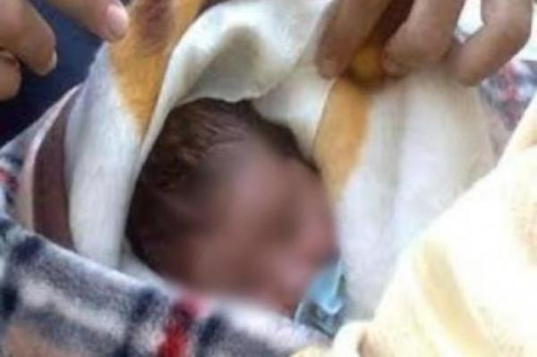 مفاجأة: زوجان يتخليان عن رضيعتهما في الشارع العام.. وهذا هو السبب..