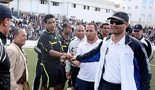 لاعبو النادي المكناسي : المريني وصفنا بـ"السكايرية" و متعاطي الشيشة و القرقوبي