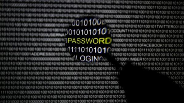 عصابة إلكترونية تبتز مؤسسات مالية وإعلامية