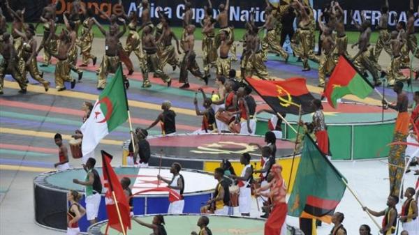 أجواء فولكلورية في افتتاح الكان