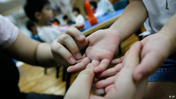 الطعام البارد خير علاج لمرض اليدين - القدمين - الفم !