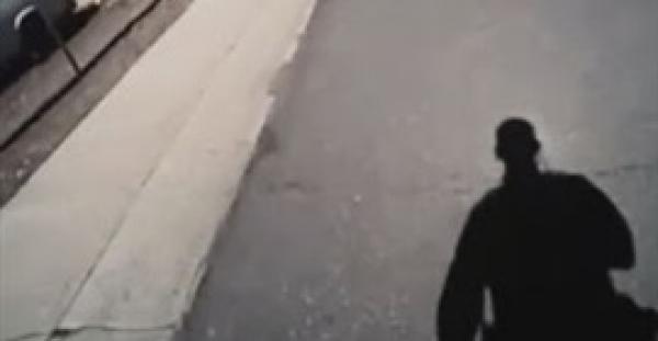 بالفيديو.. ضابط أمريكي يصور لحظة مقتله