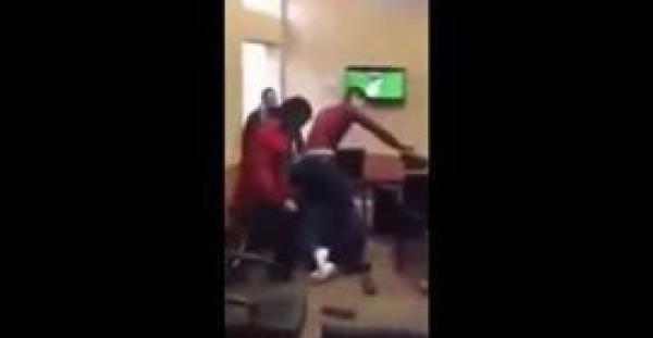 بالفيديو.. فتاة برازيلية تنجو بأعجوبة من حادث مروع