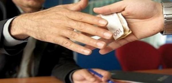 النطق بالحكم الإستئنافي في قضية الطبيب المرتشي بإنزكان