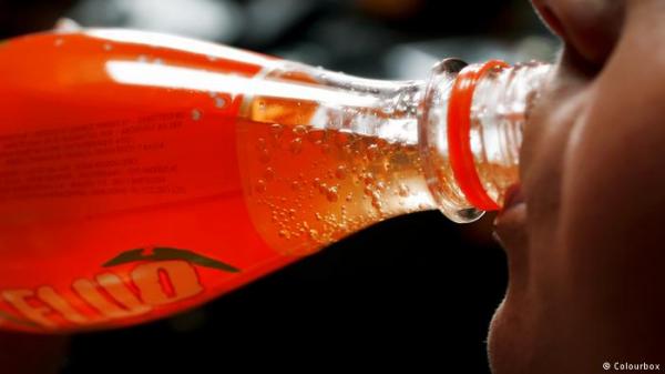 مشروبات الطاقة .. خطر على صحة الأطفال