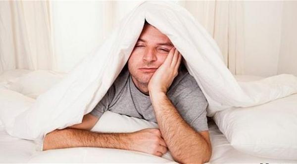 النوم المتقطع أسوأ من النوم لساعات قليلة