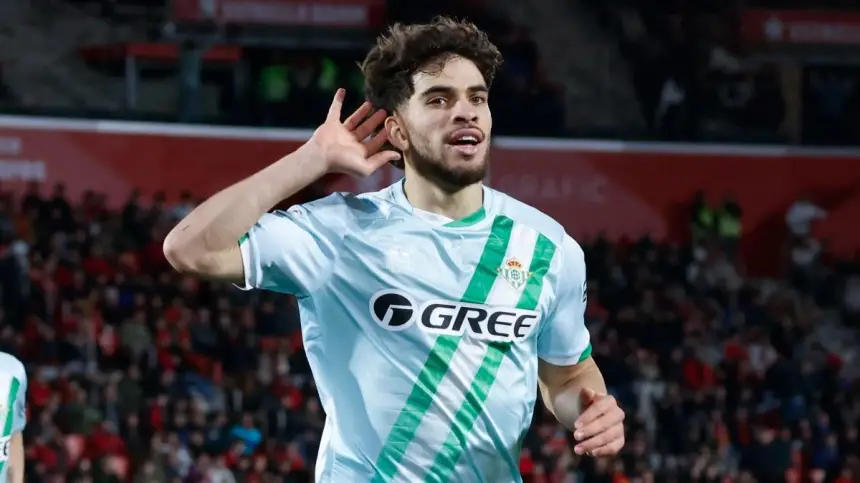 ريال بيتيس يستعد لإنجاز "صفقة القرن": الزلزولي "الماكينة" المغربية التي ستنعش خزائن الأندلس