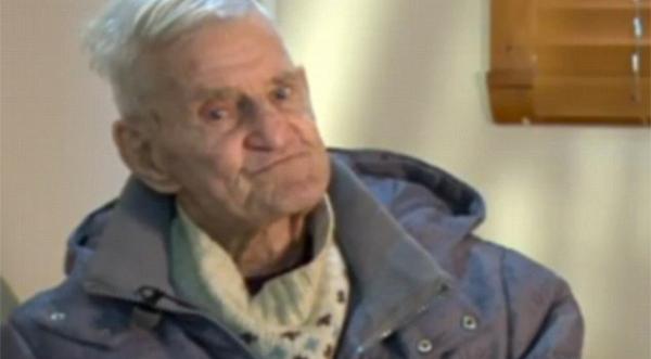 بالفيديو: ثمانيني دعا صديقيه لزيارته فاستعبداه طوال 4 سنوات