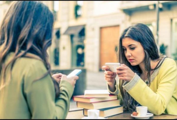 “الصيام الإلكتروني” في رمضان نموذج تدعمه رئاسة الشؤون الدينية في تركيا