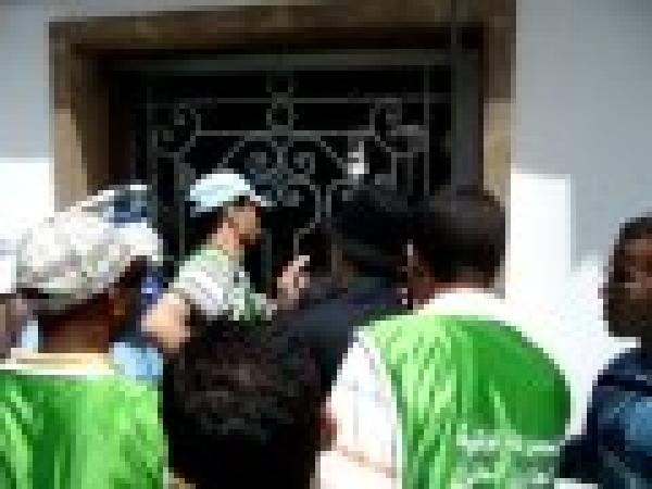 محاصرة وزيرة الصحة من قبل المجموعة الوطنية للمجازين المعطلين‏