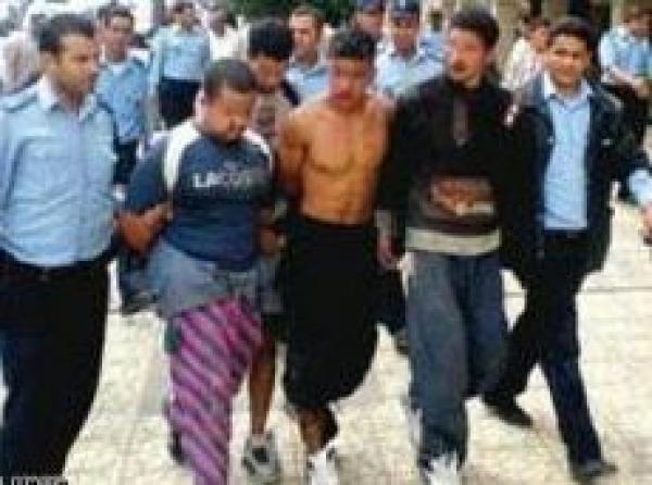 حقوقيون ينتقدون تطويف المشتبه فيهم من طرف رجال الأمن بالمغرب 