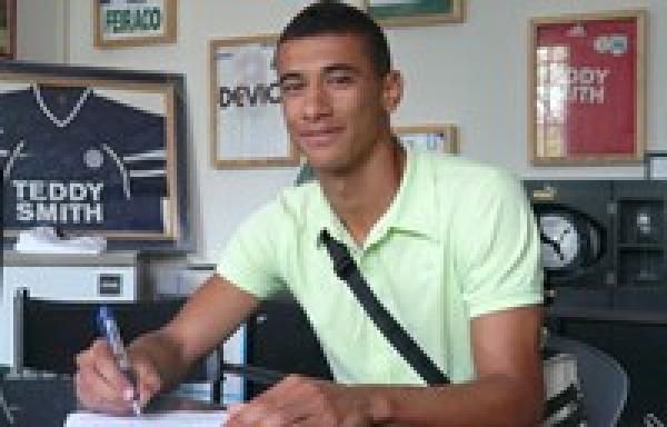 ميلان يرصد 10 ملايين يورو لضم بلهندة 