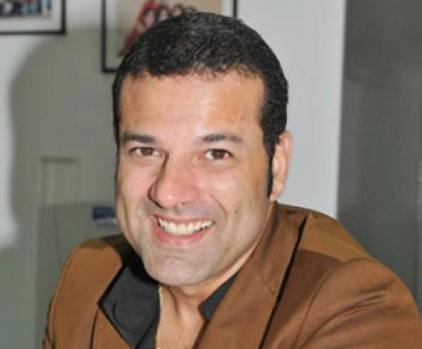 الفنان المغربي \"غاني \" غنيت لعشرين عاما ولم أحظ بشهرة دنيا باطما 