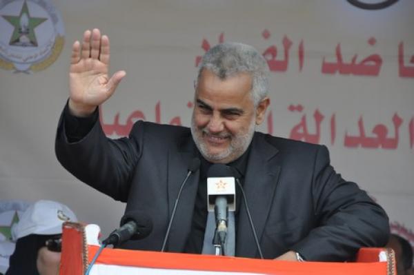 بنكيران يسرق الأضواء في عيد الشغل و يتوعد بمحاربة بالتماسيح