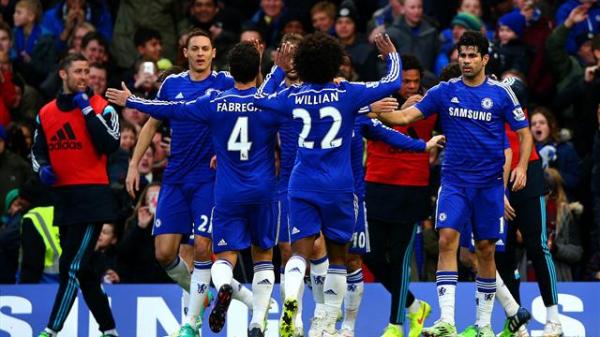 تشيلسي ينفرد بصدارة الدوري الإنجليزي بعد سقوط السيتي (فيديو)