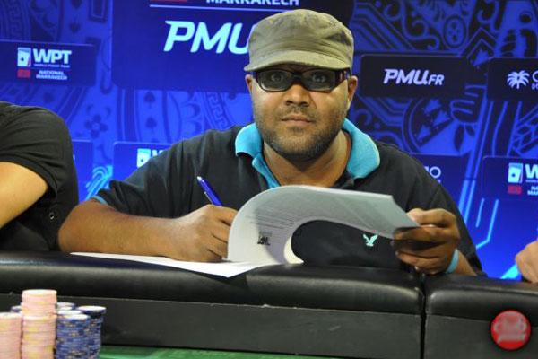 ابن الوزير "يتيم" ينتقد علنا تصريحات والده بشأن "الوزير والمواطن" وهذا ما قاله عن المقاطعة