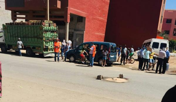 طفل يلعب رفقة أصدقائه يرتطم بشاحنة ويلفظ أنفاسه أمام صدمة المواطنين