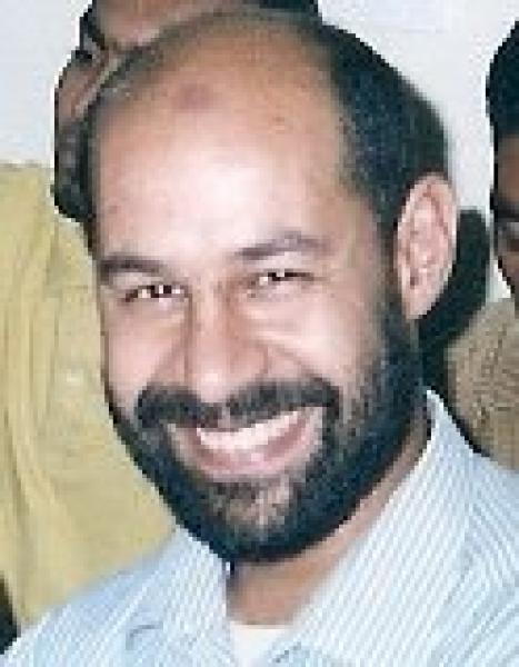 من يدفع عن الأمة الظلم والاستبداد ؟