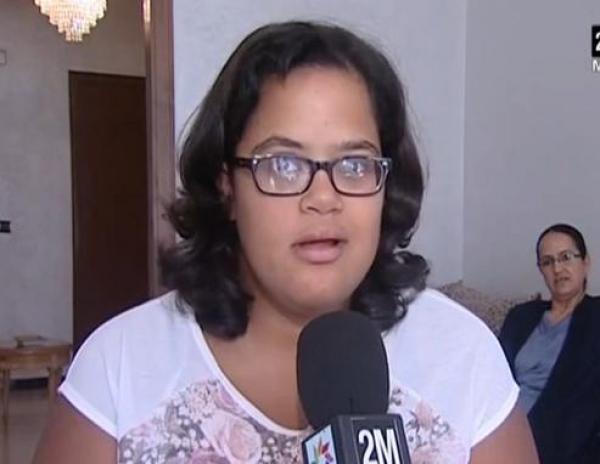 ياسمين براوي .. عنوان لتفوق دراسي تحدى بالإرادة والأمل الإعاقة وإكراهاتها