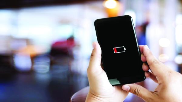 هذه تطبيقات تستنفد بطاريات الهواتف