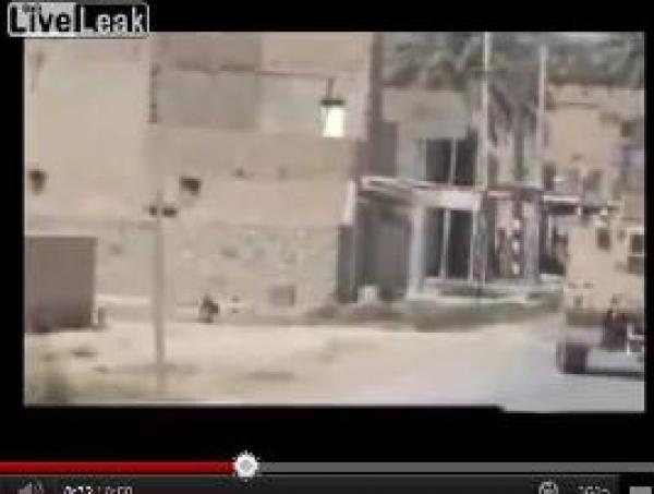 جنود أمريكيين في العراق يفجرون كلب للتسلية