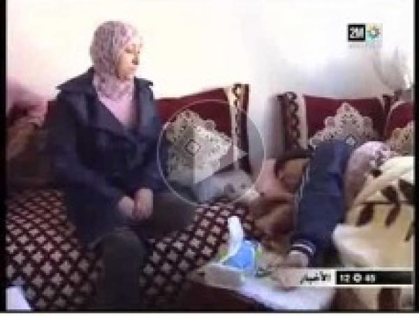 الاستاذ الذي تعرض للطعن بالسلاح الابيض طريح الفراش