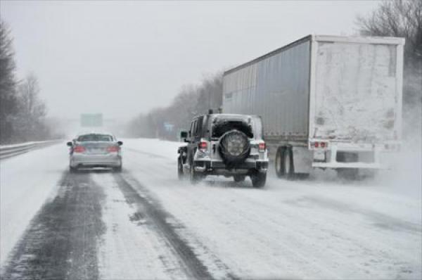 إعادة فتح الطريق الرابطة بين إقليمي شفشاون والحسيمة