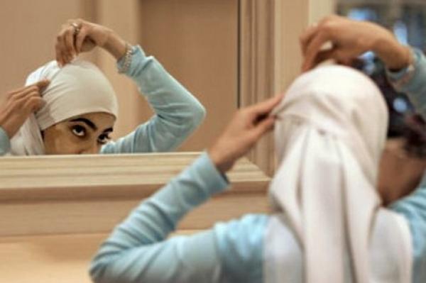 الحجاب ممنوع في إدارة السجون