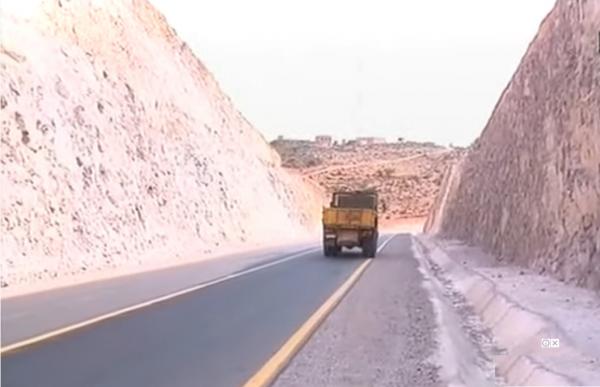 توسيع الطريق الرابط بين سيدي افني وكلميم يسهل السير للمسافرين