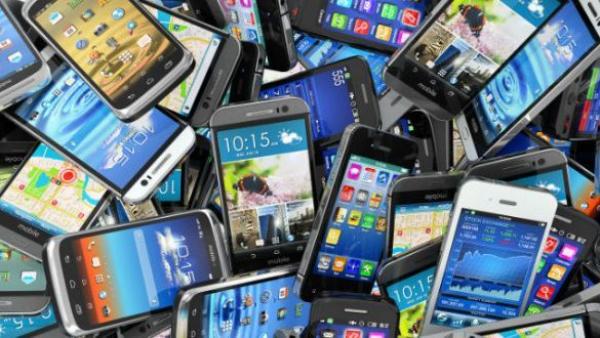 الشيطان وميديرهاش: لص خطير انتحل صفة مسؤول بوزارة التعليم .. دخل لثانوية جمع 20 تلفون وزاد فحالو