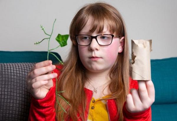 طفلة تعاني من حالة غريبة تدفعها إلى تناول أشياء غير صالحة للأكل