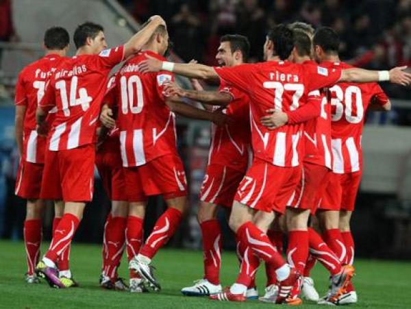 الزاييري يفوز بالدوري اليوناني