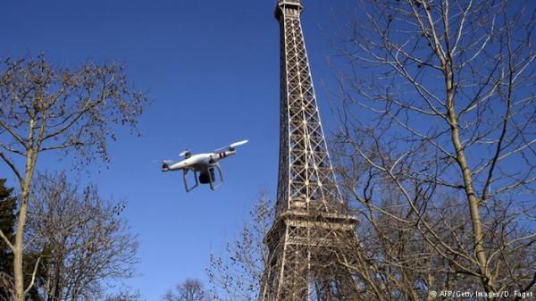 فرنسا.. تدريب نسور على إسقاط طائرات بدون طيار