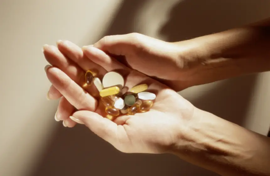 تحذير صحي.. مكملات غذائية رائجة قد تؤدي إلى تلف في الكبد