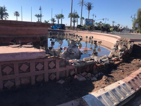 بمراكش: من جديد حادثة سير "تهدم" نافورة كلفت الملايين