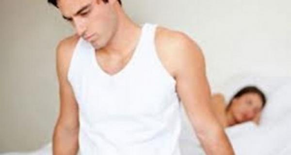 طبيب: كثرة الوقوف ورفع الأثقال.. أهم الأسباب دوالي «الخصيتين»