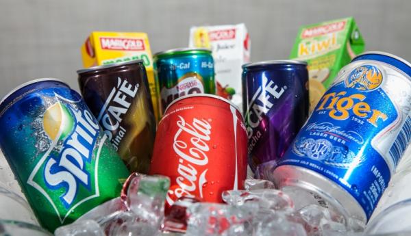 دراسة : المشروبات الغازية والسكرية تعرضك لأمراض أنت في غنى عنها