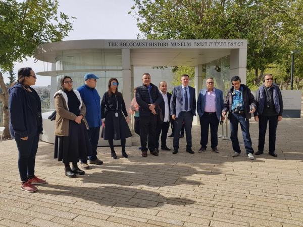 5 مغاربة ضمن وفد إعلامي يزور إسرائيل وهذه التفاصيل