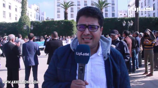 المحاسبون يتظاهرون أمام البرلمان ويطالبون بإلغاء قانون يهدد بتشريد 20 ألف عائلة