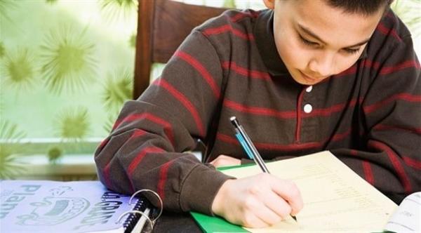 التغذية الصحية للأطفال استعداداً للاختبارات المدرسية