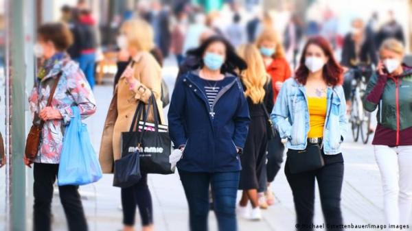 لهذه الأسباب تتلقى الشابات العلاج أكثر من الشباب!