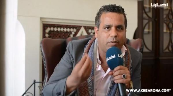 الكوميدي فتاح يتحدث بكل جرأة عن سبب عدم مشاركة فنانين في حملة المقاطعة