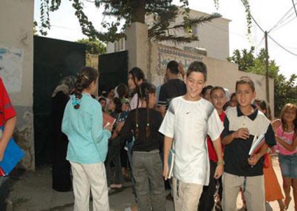 الموسم الدراسي ينطلق فعليا يوم 15 شتنبر 2011