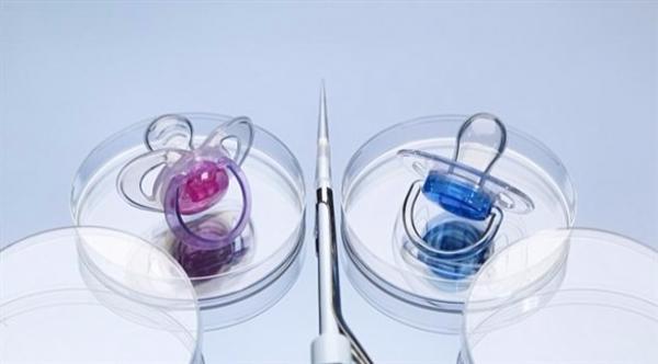 فحص روتيني لزوجين كشف أنهما توأم